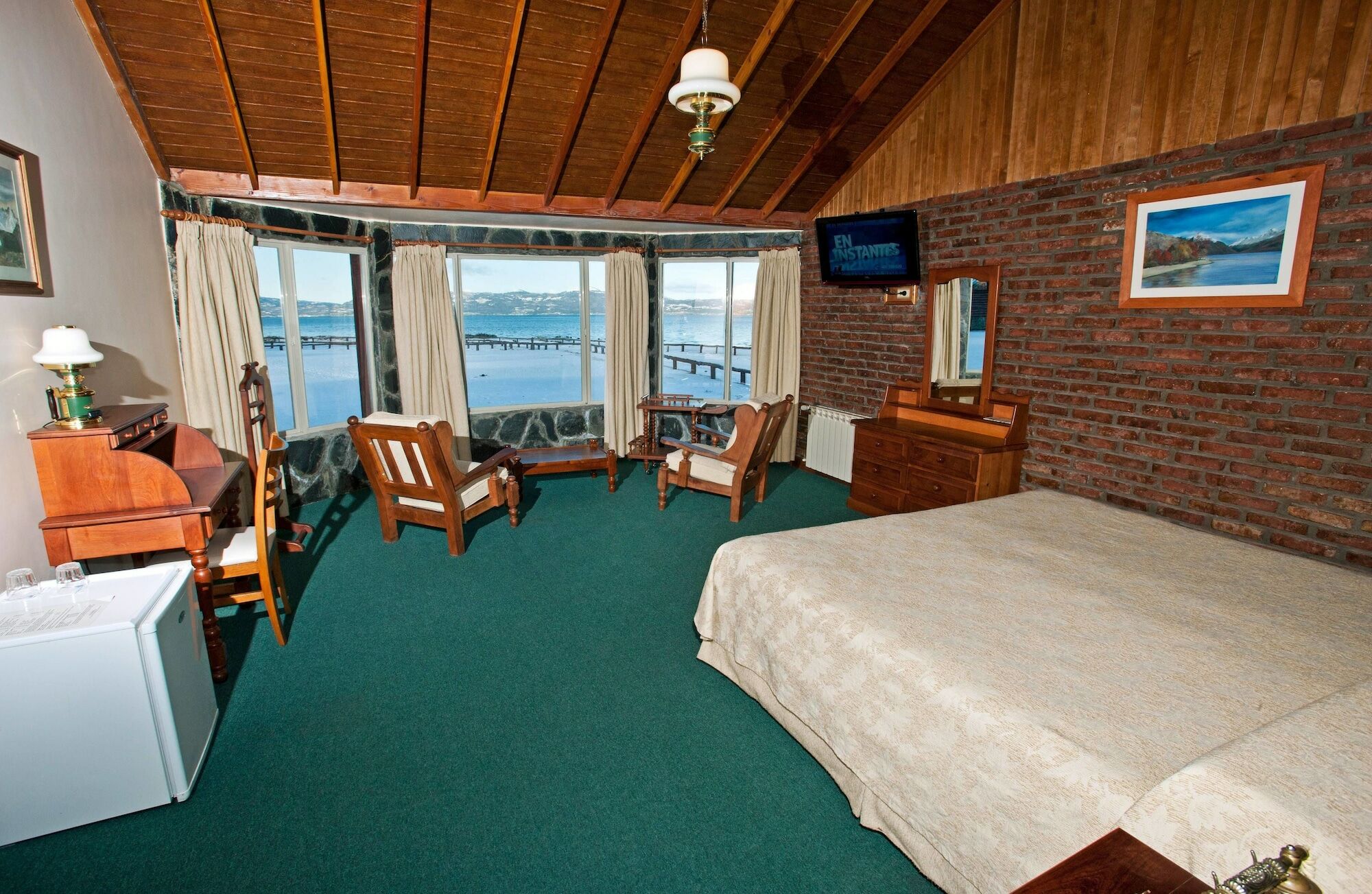 Tolkeyen Ushuaia Hotel Exterior photo